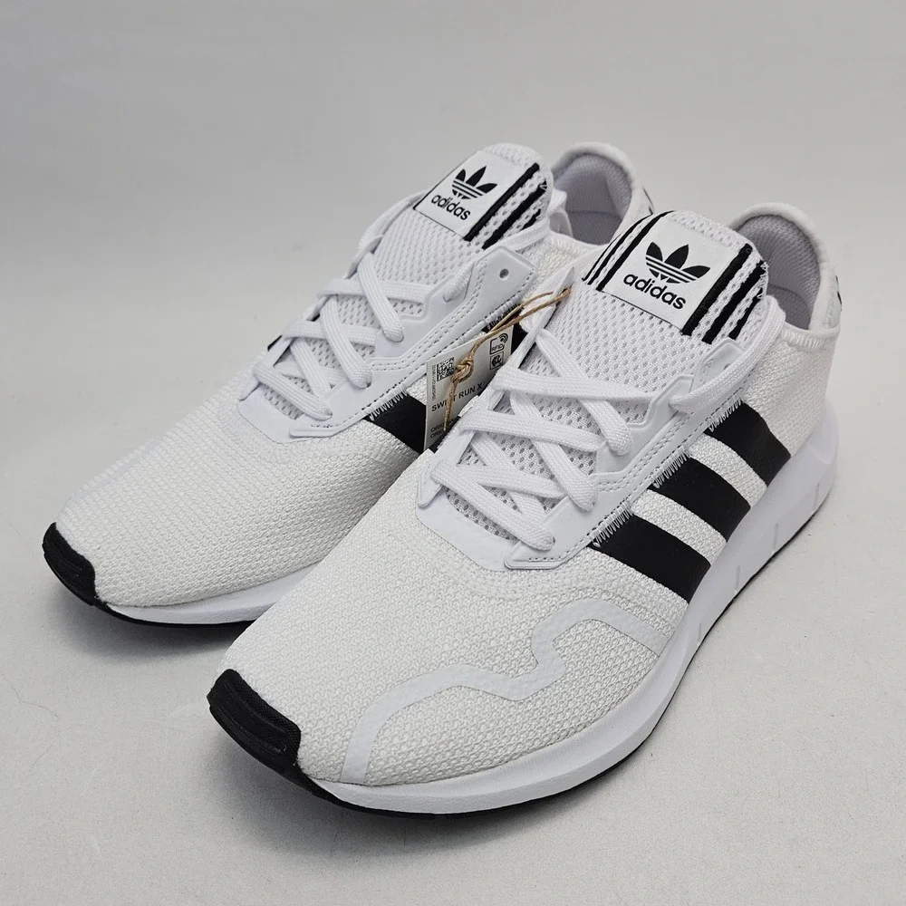 Adidas Swift Run X Mens White Black Running Shoes FY2111 Size 10.5 NEW